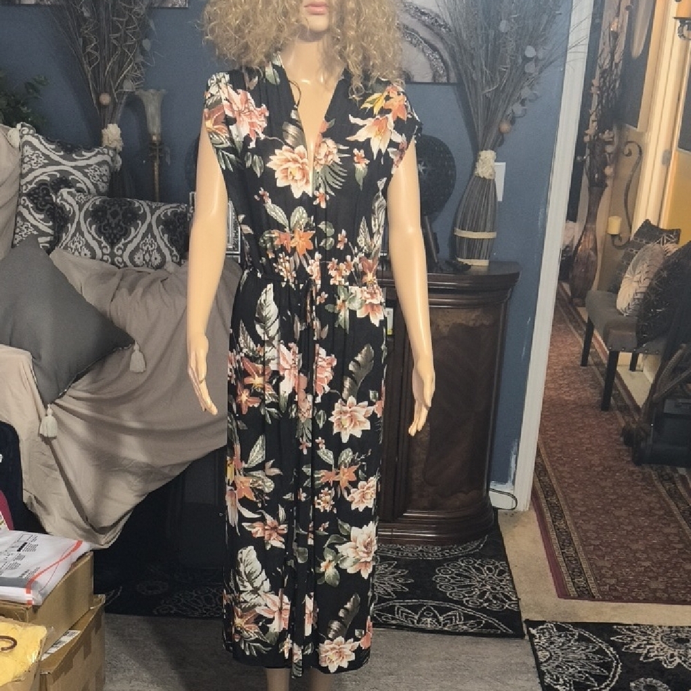 Floral Black Maxi Dress